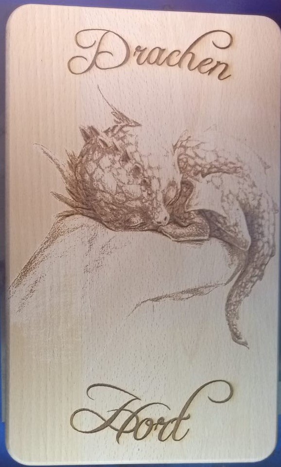 Bild von Frühstücksbrettchen aus Holz  22x12x1 cm mit Gravur.